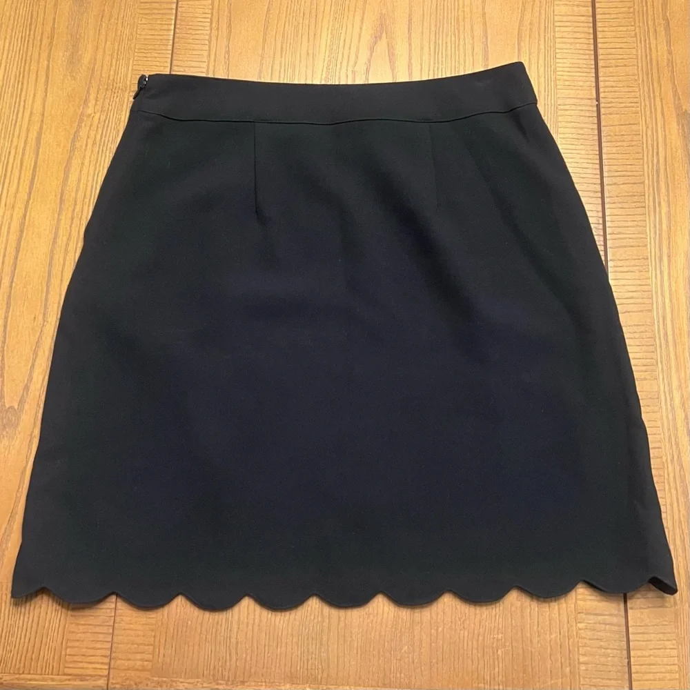 Premise Scalloped Hem Stretch Lined A-Line Mini Skirt‎ Black Size 10 NEW